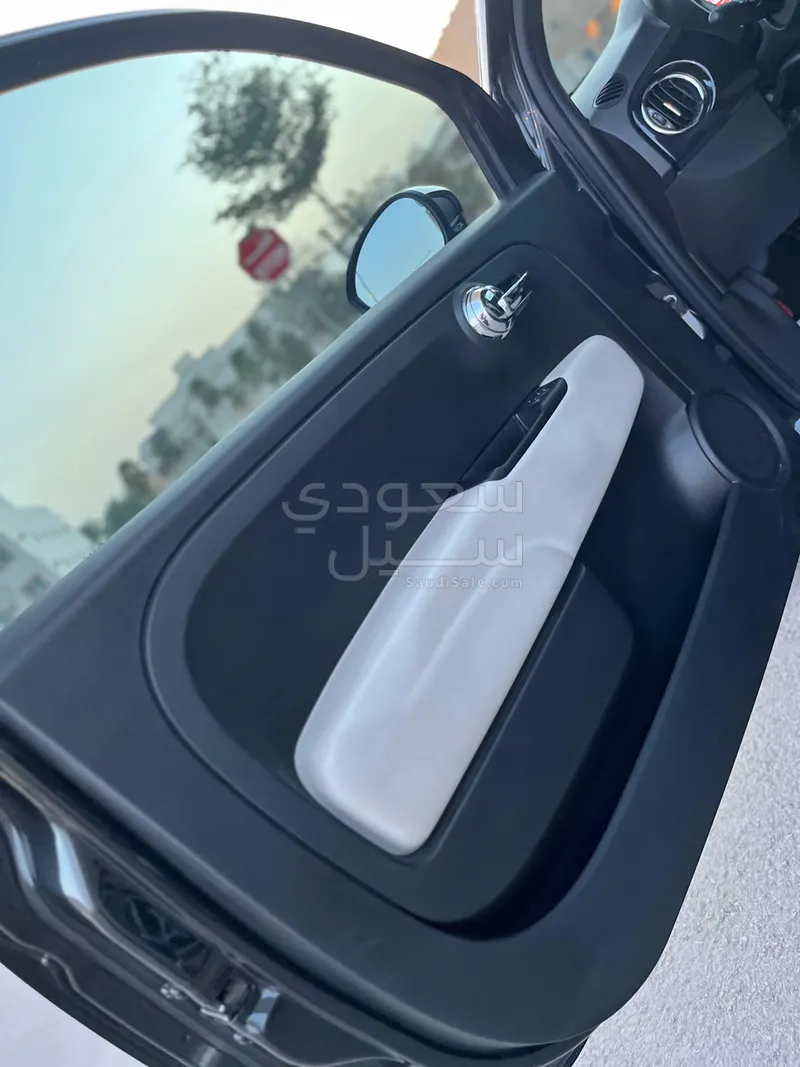 2023 فيات 500 دولتشي فيتا