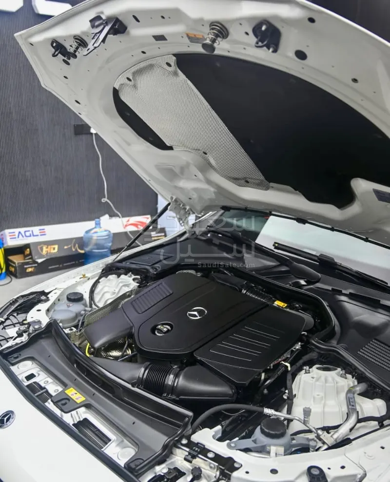 2025 مرسيدس - بنز سي 200 أي إم جي