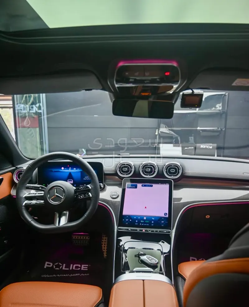 2025 مرسيدس - بنز سي 200 أي إم جي