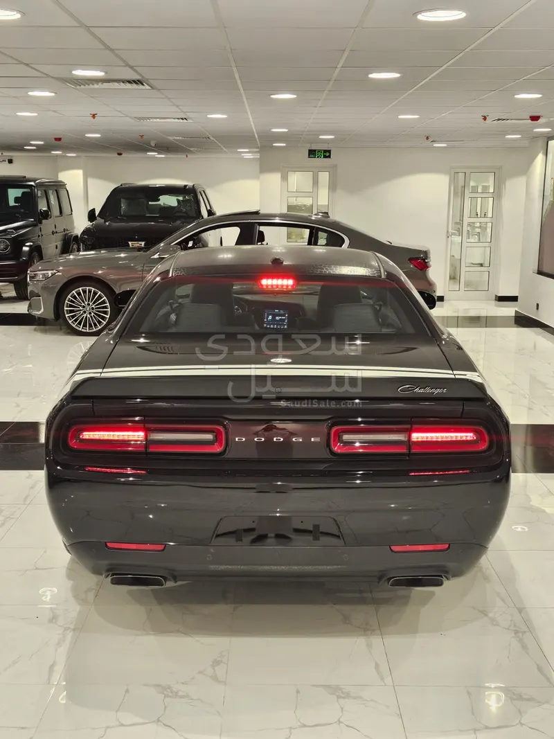 2023 دودج تشالنجر هيلكات رد اي