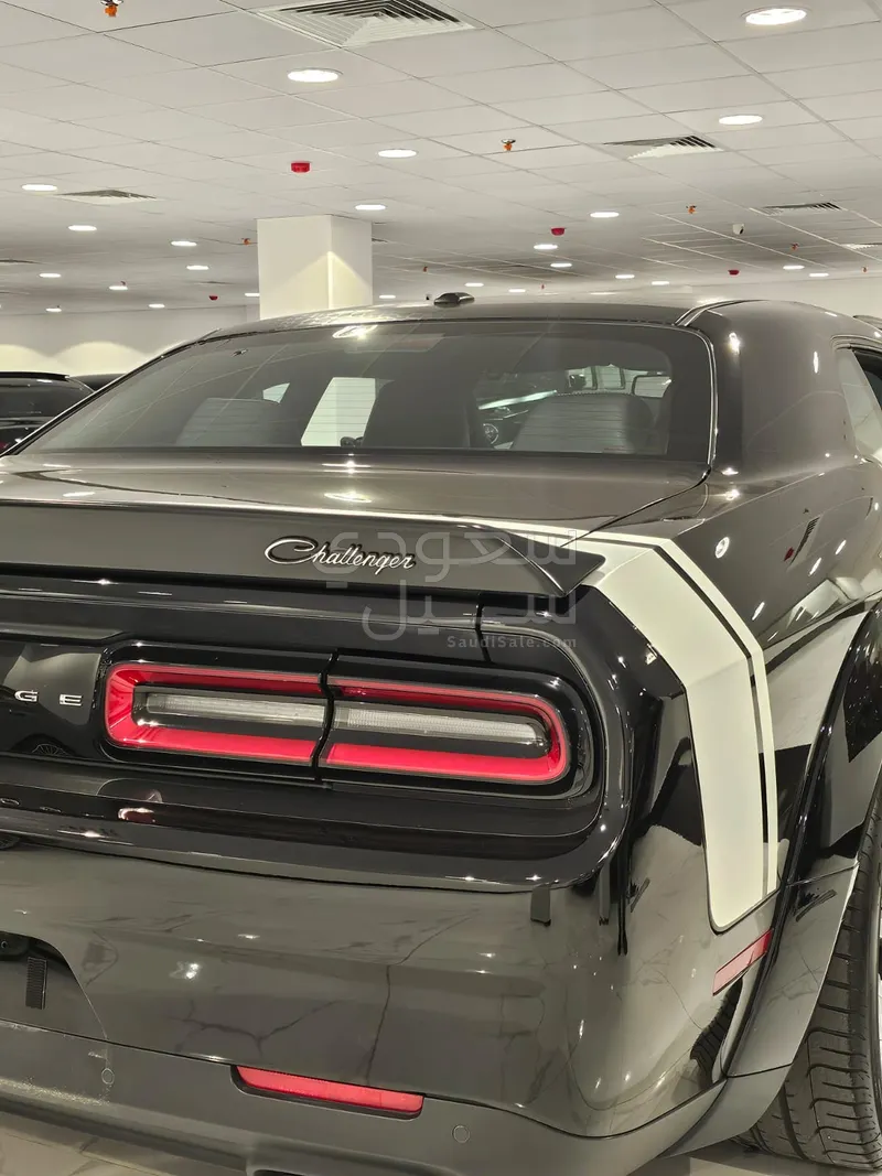 2023 دودج تشالنجر هيلكات رد اي
