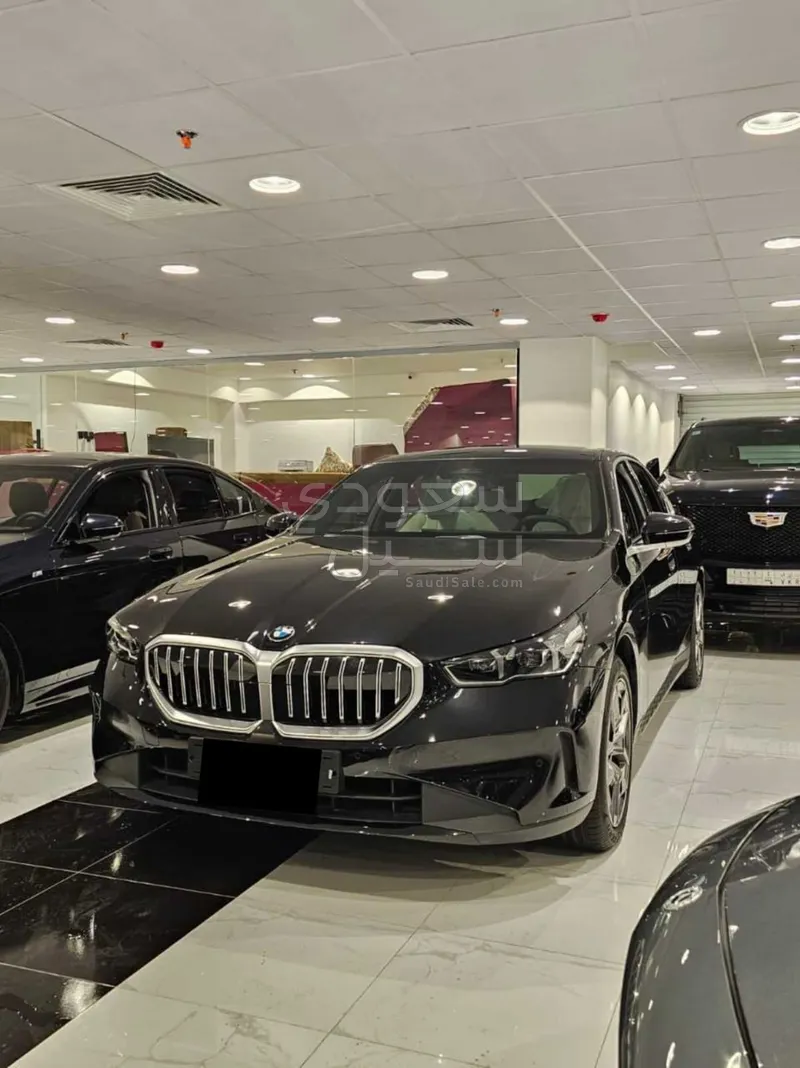 2026 بي ام دبليو الفئة الخامسة 520 أي