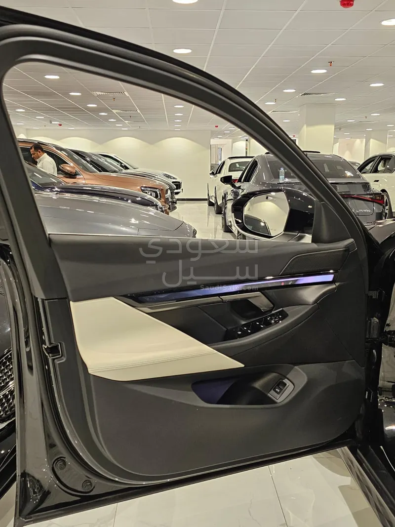 2026 بي ام دبليو الفئة الخامسة 520 أي