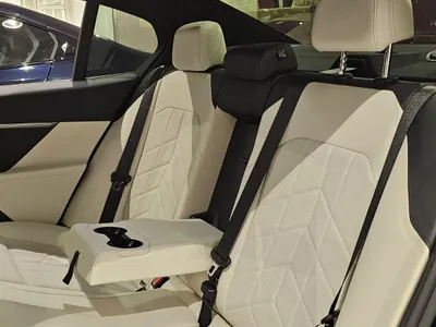 2026 بي ام دبليو الفئة الخامسة 520 أي