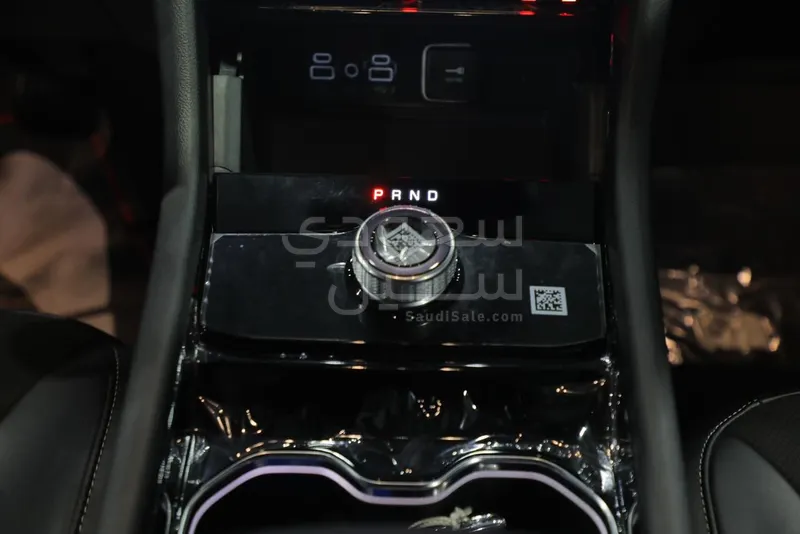 2023 جييب جراند شيروكي ال التيتيود