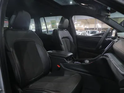 2023 جييب جراند شيروكي ال التيتيود