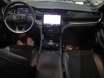 2023 جييب جراند شيروكي ال التيتيود