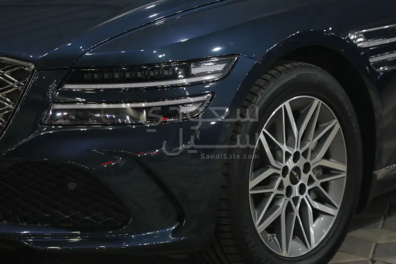 2025 جينيسيس جي 80