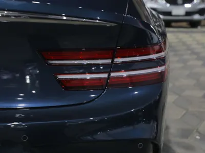 2025 جينيسيس جي 80