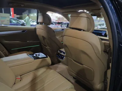 2025 جينيسيس جي 80