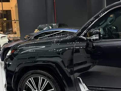 2023 لكزس إل إكس 600