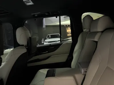 2023 لكزس إل إكس 600