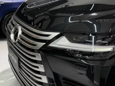 2023 لكزس إل إكس 600