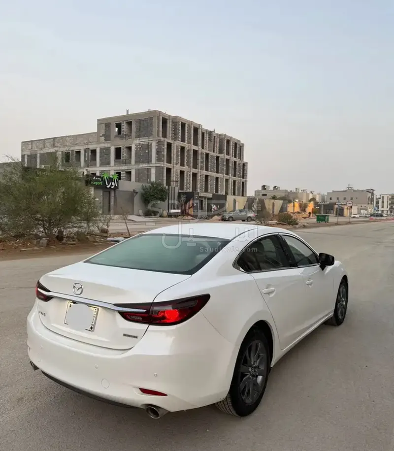 2020 مازدا مازدا 6