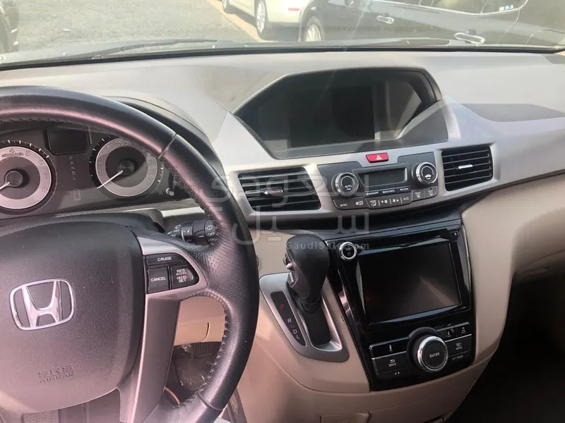 2016 هوندا اوديسي إي إكس إل