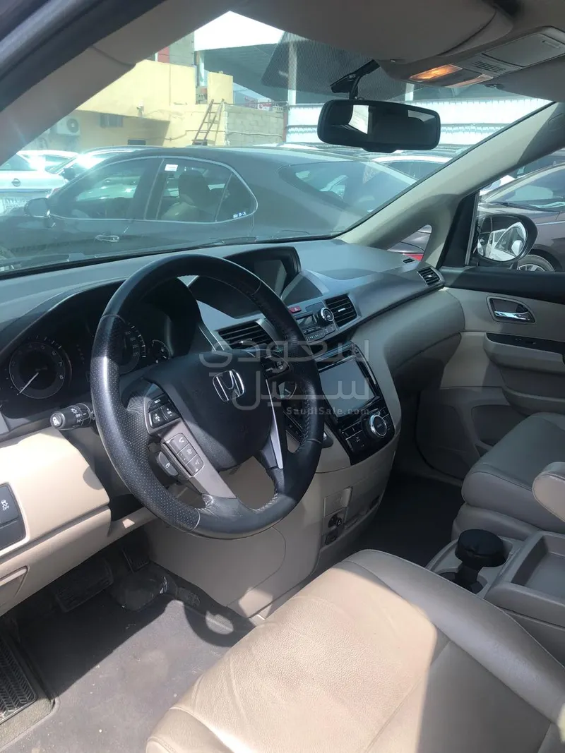 2016 هوندا اوديسي إي إكس إل