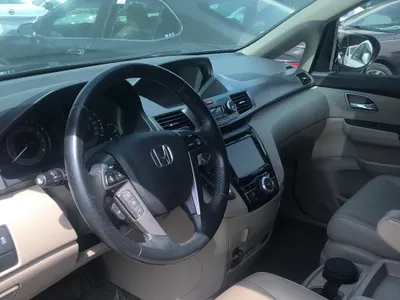 2016 هوندا اوديسي إي إكس إل