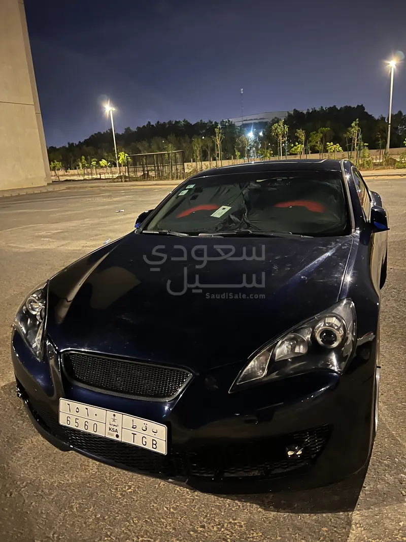 2012 هيونداي جينيسس كوبيه