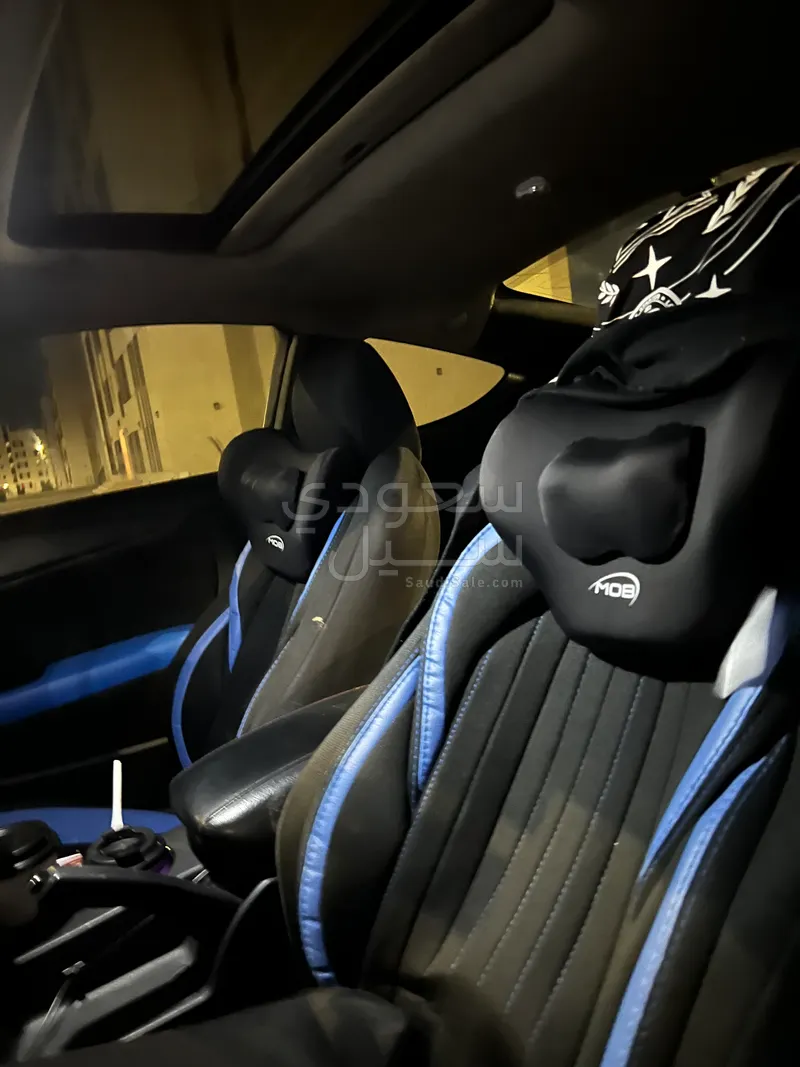 2012 هيونداي جينيسس كوبيه