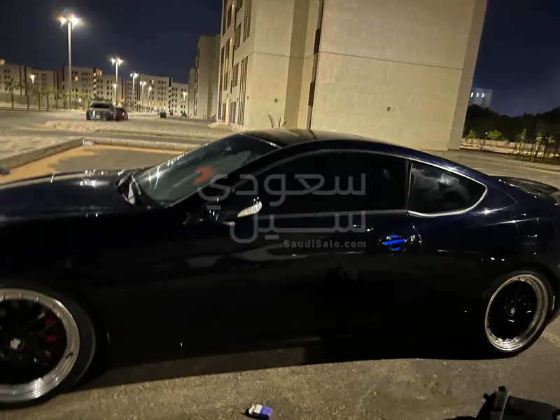 2012 هيونداي جينيسس كوبيه