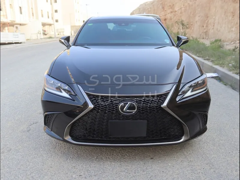 2019 لكزس إي إس 350 اف سبورت