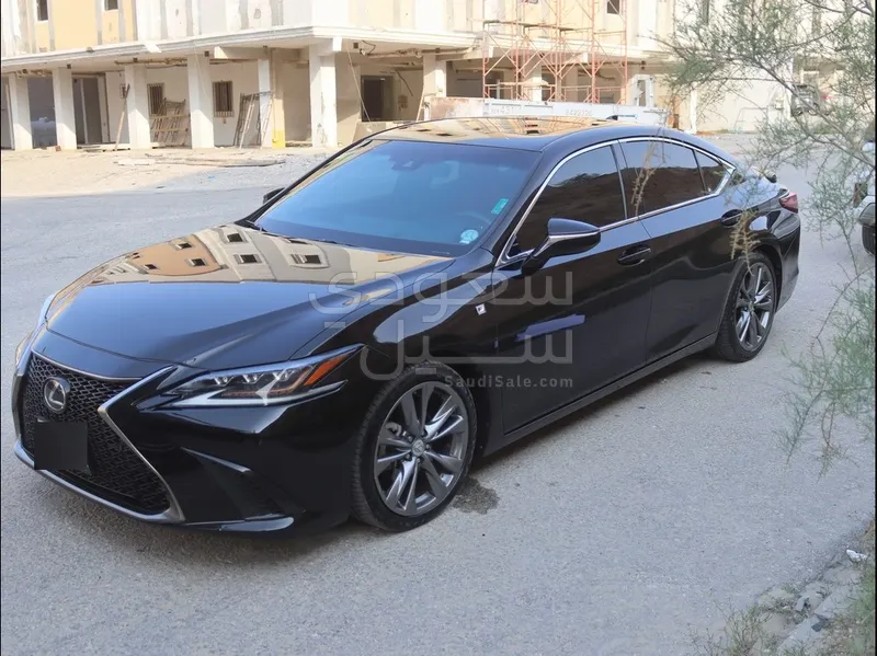 2019 لكزس إي إس 350 اف سبورت