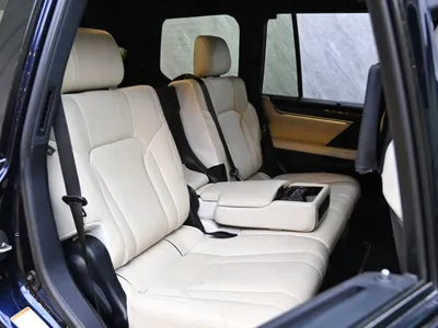 2019 لكزس إل إكس 570 اس