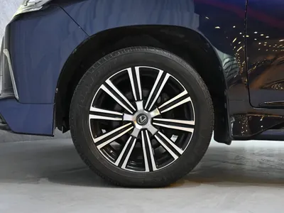 2019 لكزس إل إكس 570 اس