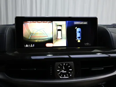 2019 لكزس إل إكس 570 اس