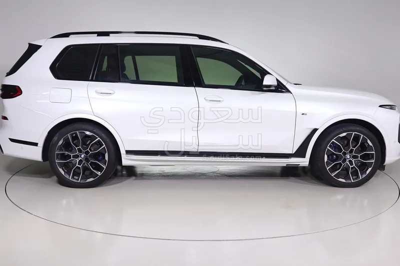 2025 بي ام دبليو الفئة اكس 7 إم كت