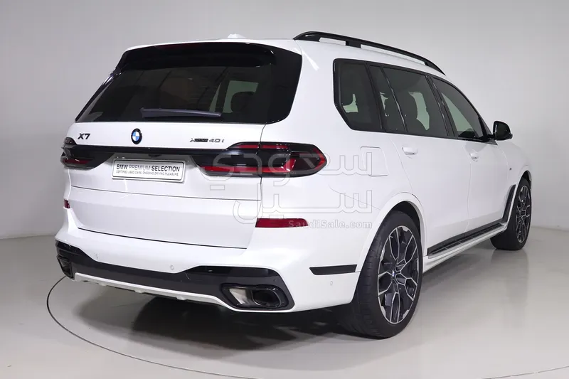 2025 بي ام دبليو الفئة اكس 7 إم كت