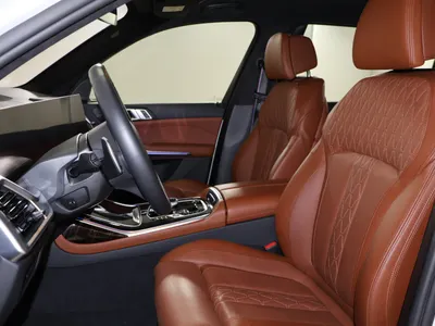 2025 بي ام دبليو الفئة اكس 7 إم كت