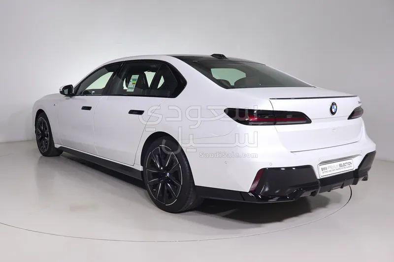 2026 بي ام دبليو الفئة السابعة 740أي