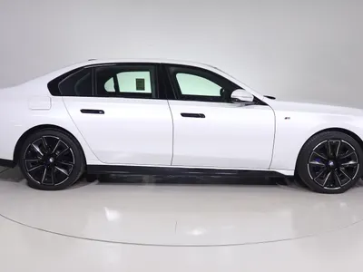 2026 بي ام دبليو الفئة السابعة 740أي