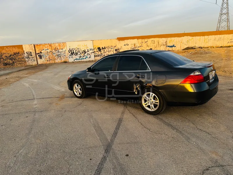 2007 هوندا اكورد ال اكس