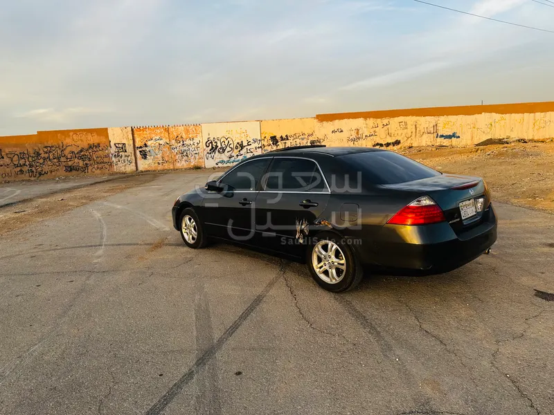 2007 هوندا اكورد ال اكس