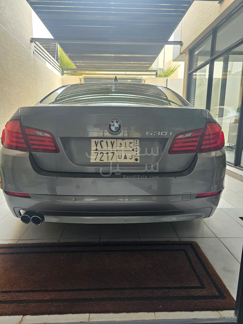 2013 بي ام دبليو الفئة الخامسة 530 أي