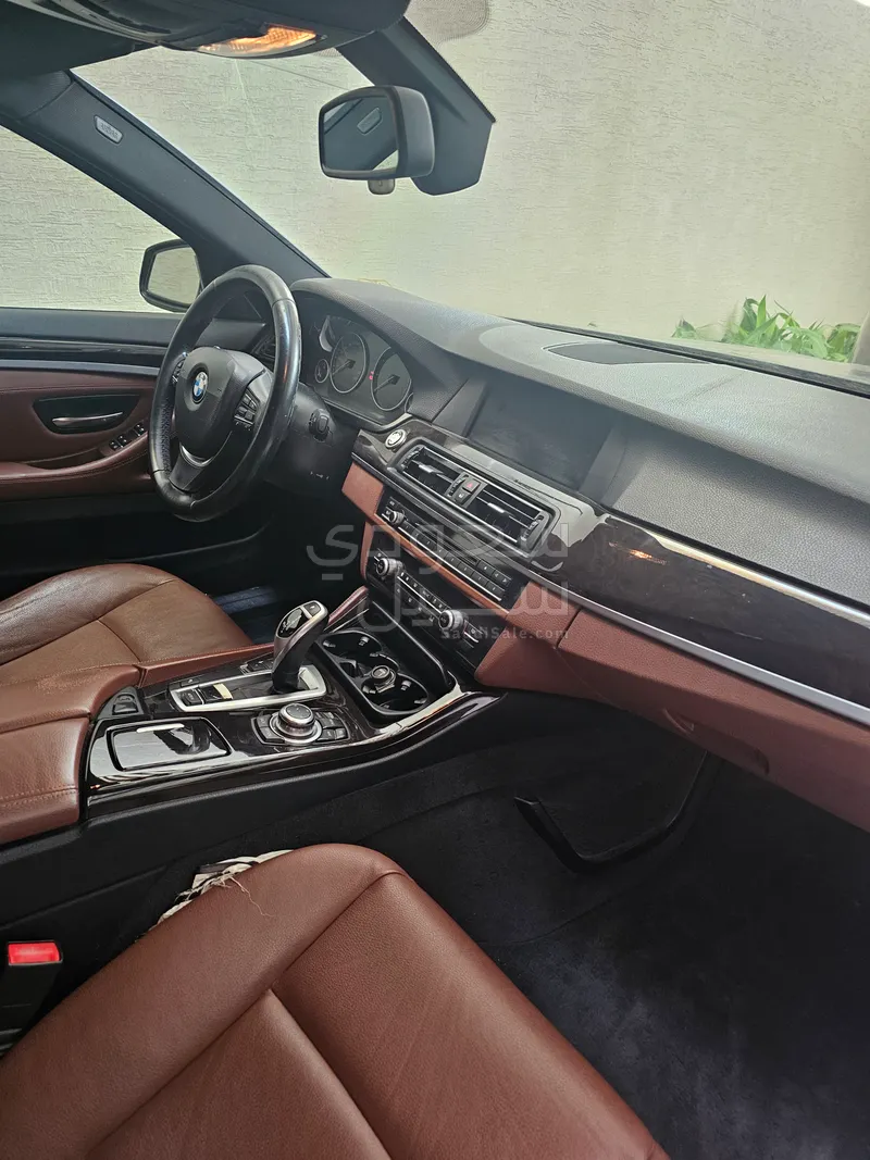 2013 بي ام دبليو الفئة الخامسة 530 أي