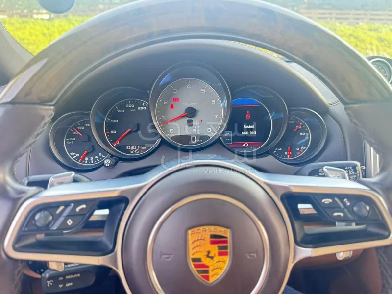 2016 بورش كايين اس