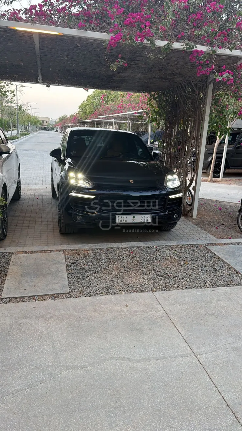 2016 بورش كايين اس