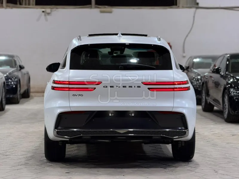 2026 جينيسيس جي في 70