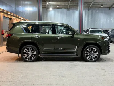 2025 لكزس إل إكس 600