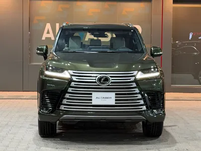 2025 لكزس إل إكس 600