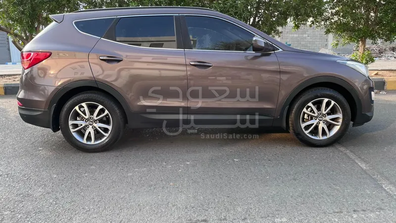 2014 هيونداي سانتا في