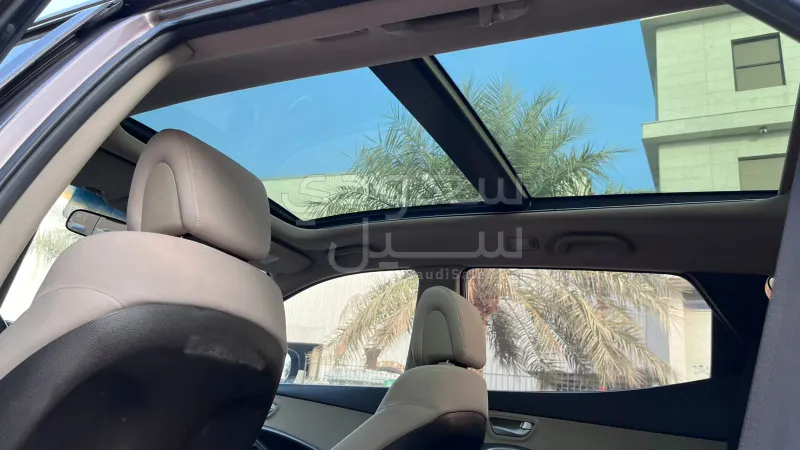 2014 هيونداي سانتا في