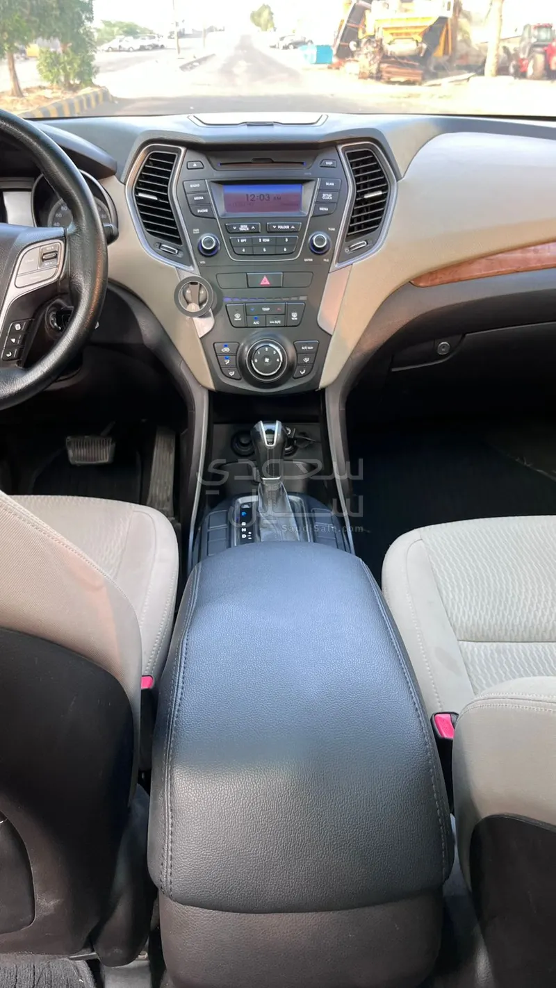 2014 هيونداي سانتا في