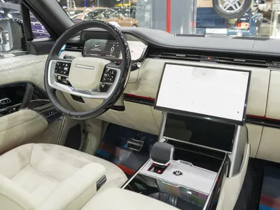 2025 لاند روفر رينج روفر اوتوبيوغرافي