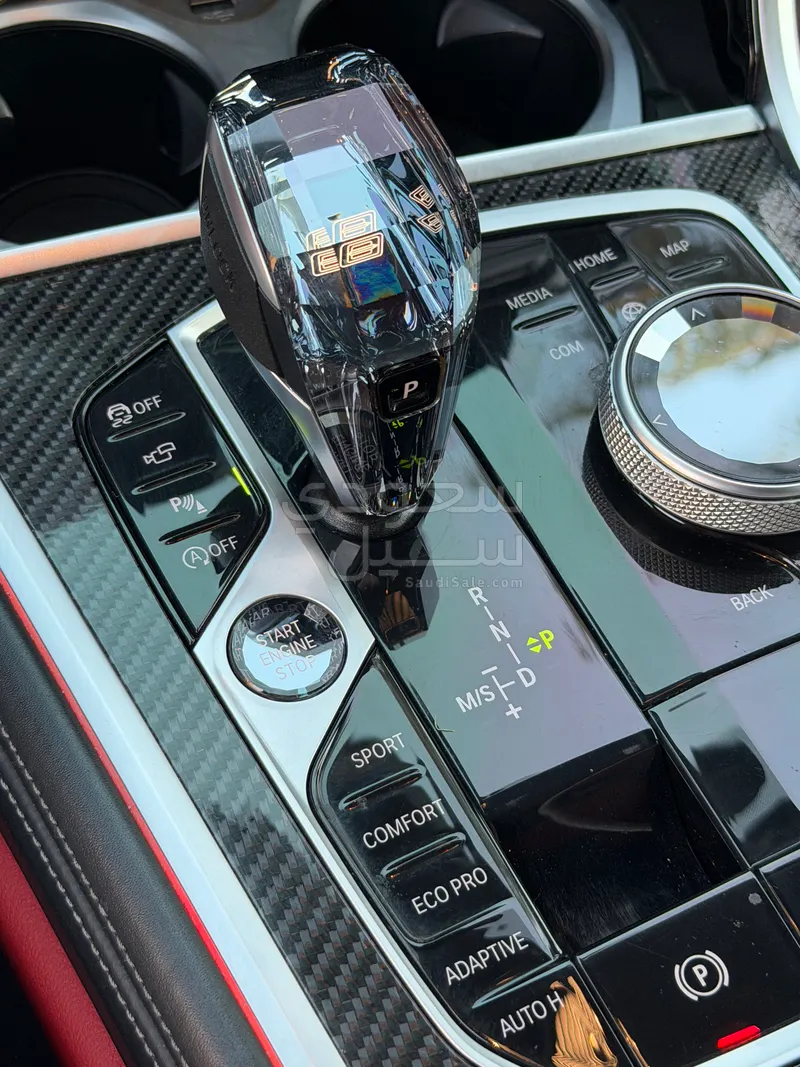 2024 بي ام دبليو الفئة الثامنة 840 أي إم