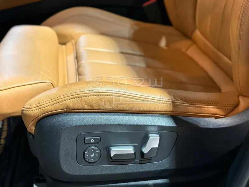 2022 بي ام دبليو الفئة اكس 5 إم كت