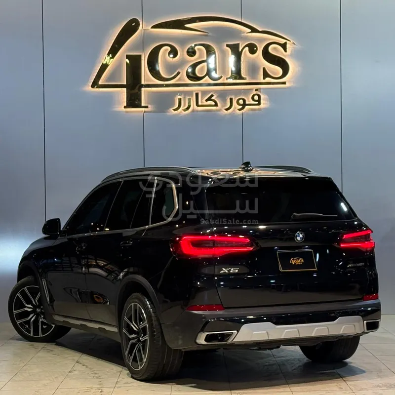 2022 بي ام دبليو الفئة اكس 5 إم كت